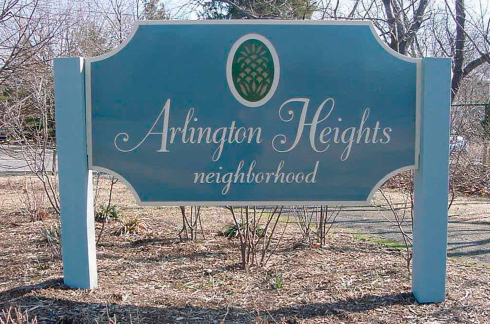 Arlington Heights Neighborhood Sign